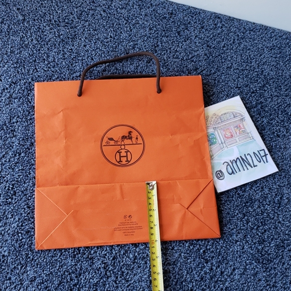 Hermes Shopping Bag - Picture 4 of 6